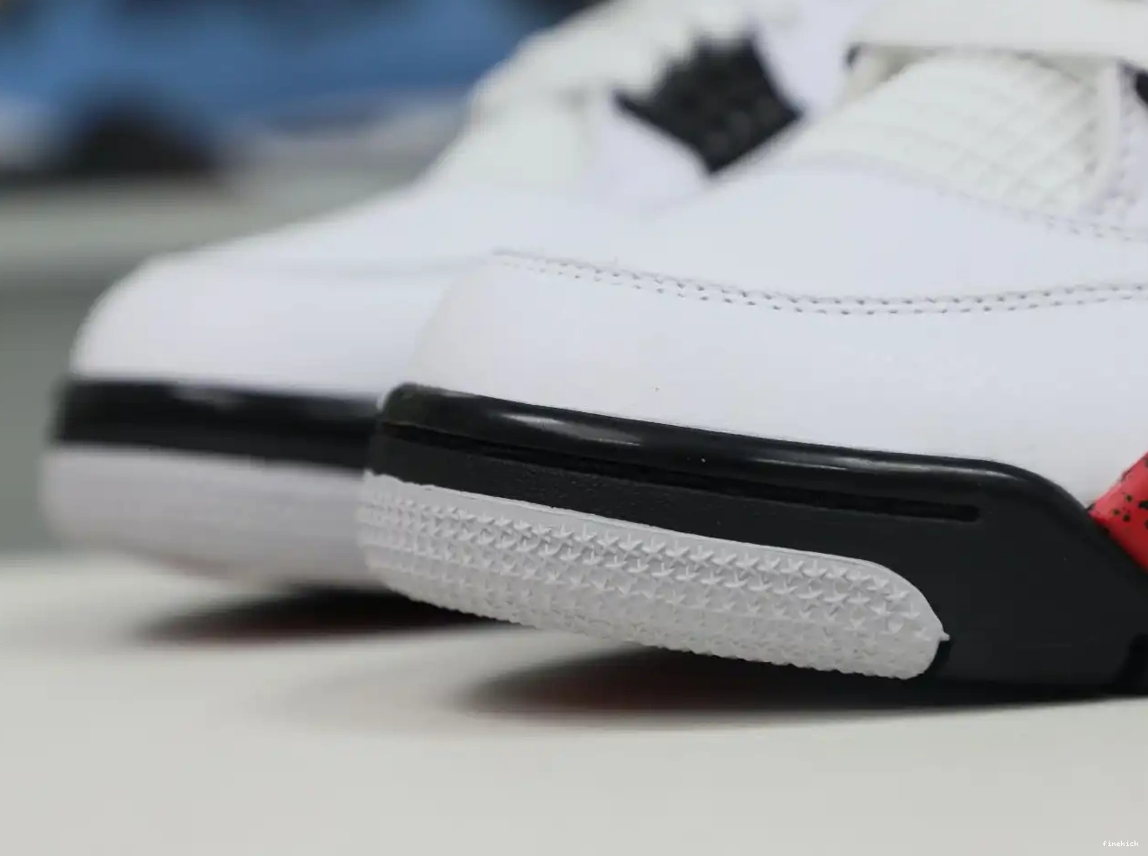 Jordan 4